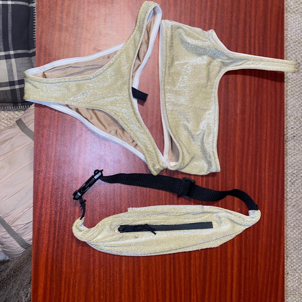 Trianl medium top and bottom sparkly gold bikini